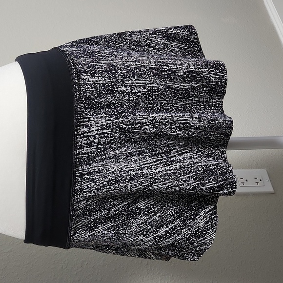 Lululemon Soundwave Quick Pace Tennis Skirt Skort - Picture 3 of 11